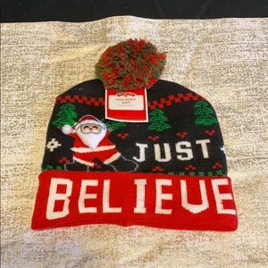 Adult OS NWT Christmas/Holiday Beanie